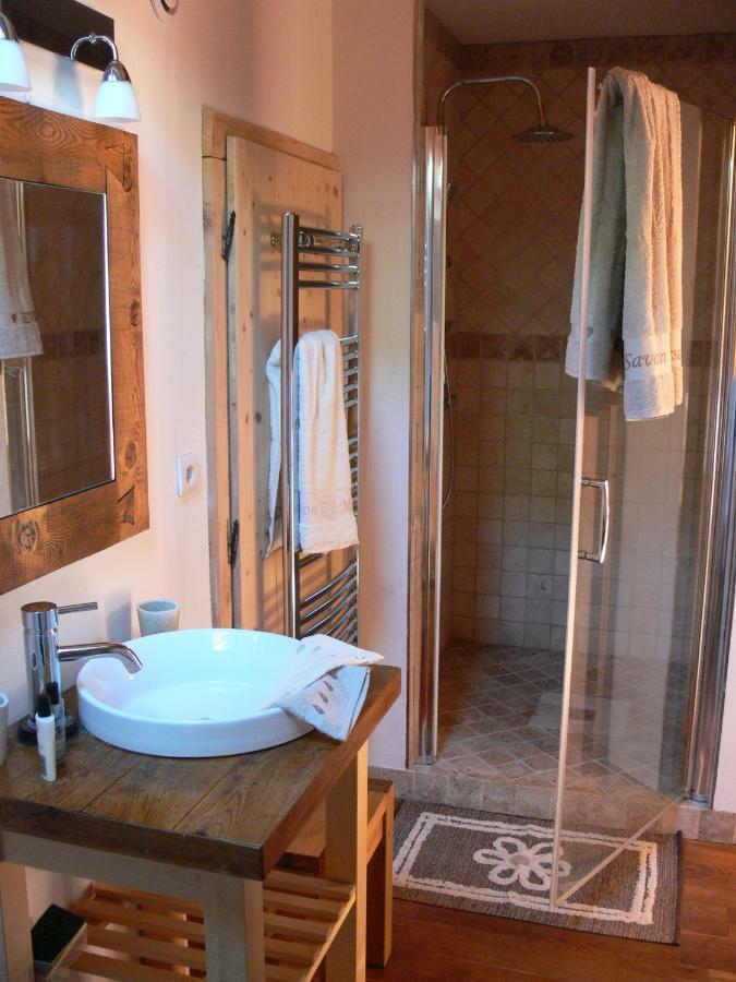 A La Bouge'Hotes Bellentre Exterior foto
